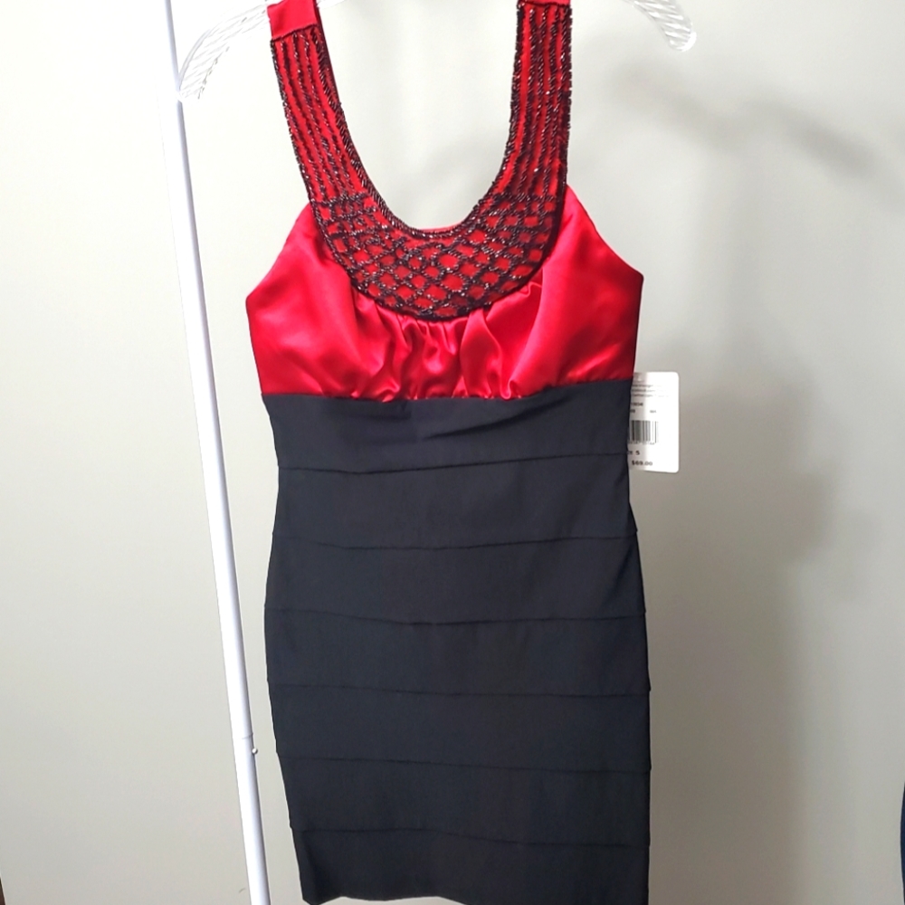 Trixie red and black dress size 5